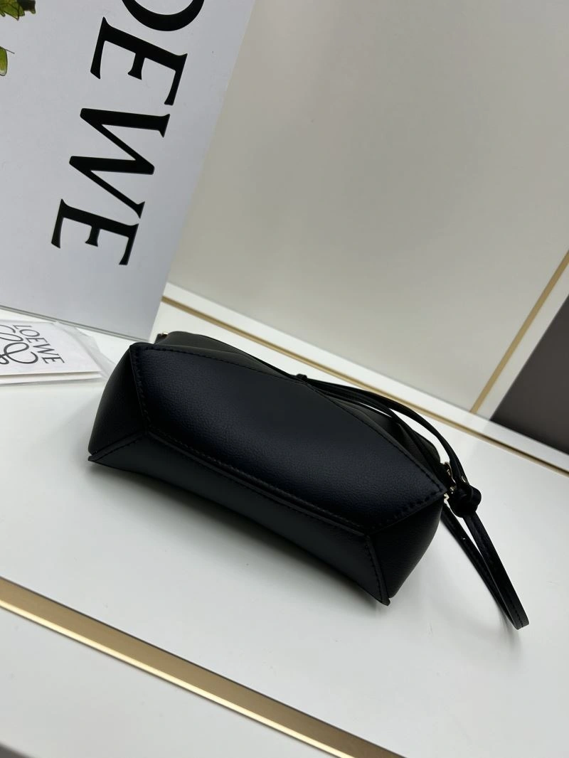 Elegant Loewe Puzzle Bags 83696
