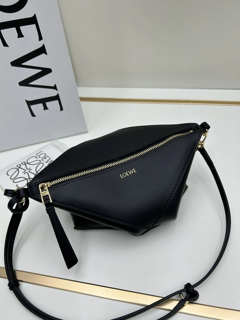 Elegant Loewe Puzzle Bags 83696