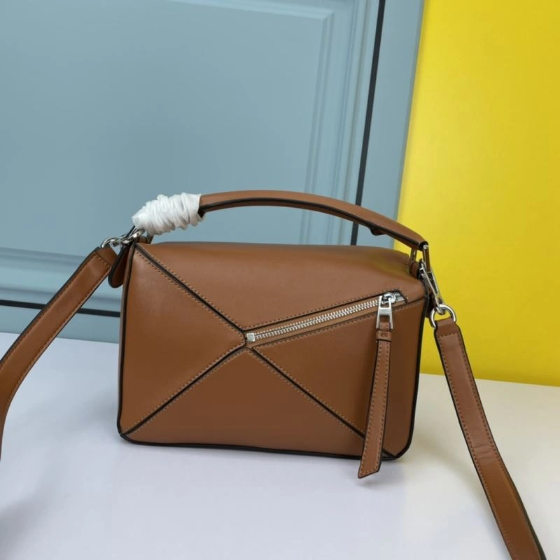 Minimalist Loewe Puzzle Bags 83680