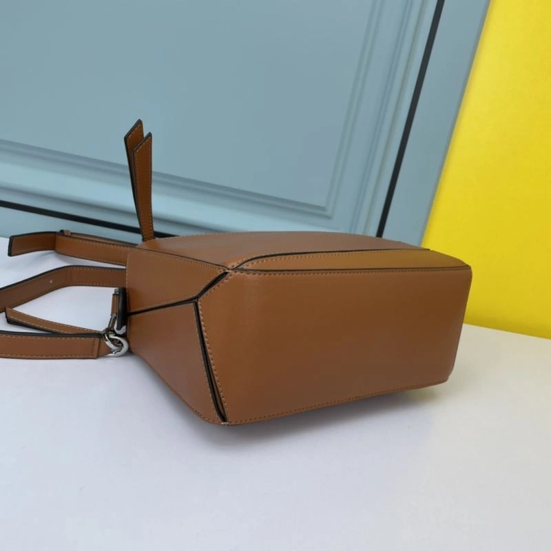 Minimalist Loewe Puzzle Bags 83680