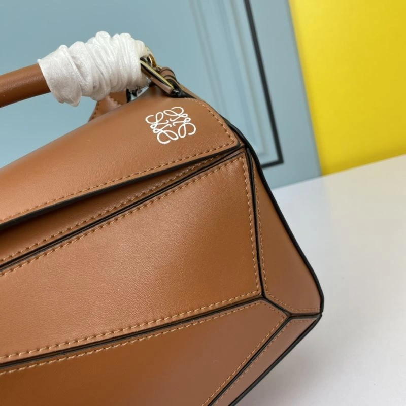 Minimalist Loewe Puzzle Bags 83680