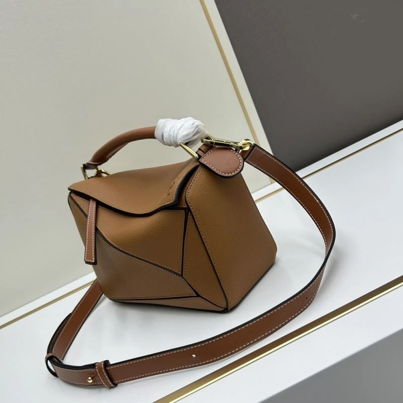 Durable Loewe Puzzle Bags 83661