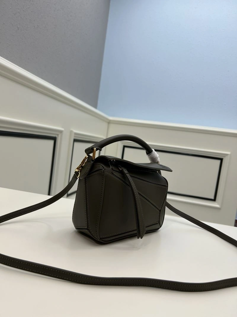 WellDesigned Loewe Puzzle Bags 83700