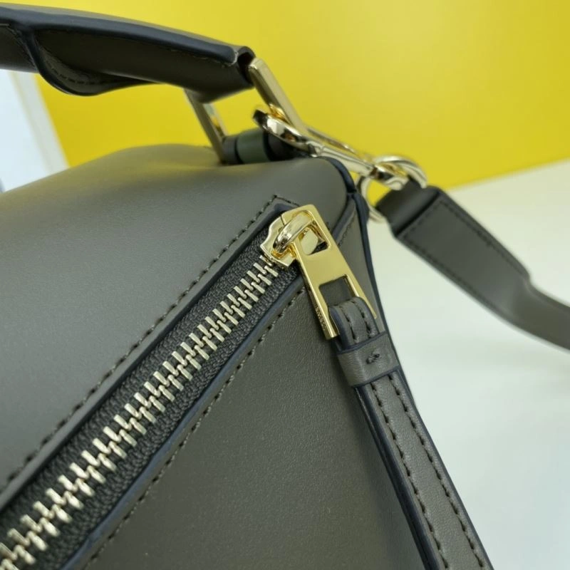 Loewe Puzzle Bags Cozy 83658