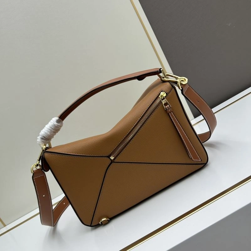 Seasonal Loewe Puzzle Bags 83642