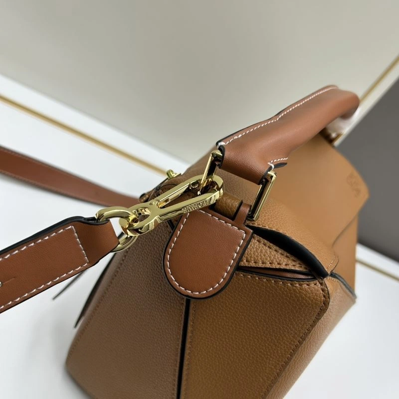 Seasonal Loewe Puzzle Bags 83642