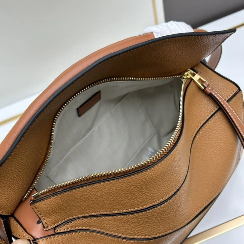 Seasonal Loewe Puzzle Bags 83642