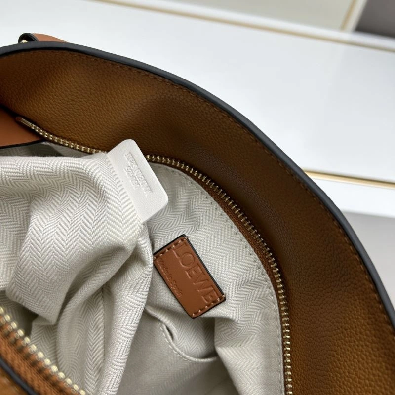 Seasonal Loewe Puzzle Bags 83642