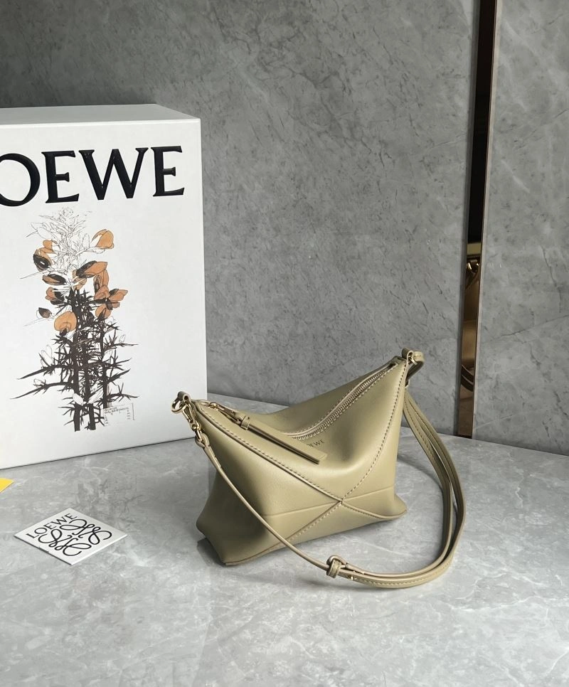Effortless Loewe Puzzle Bags 58443