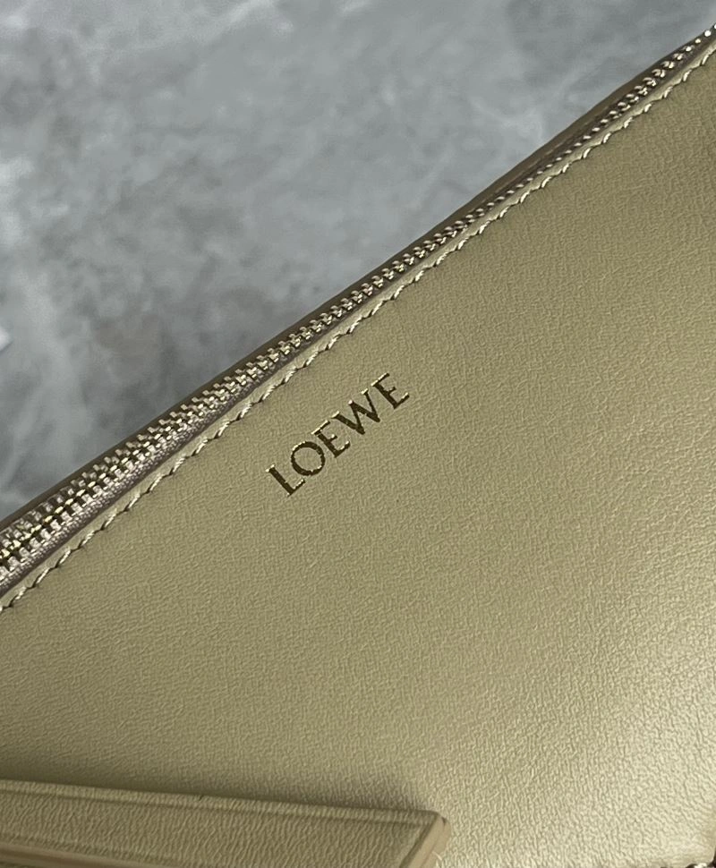 Effortless Loewe Puzzle Bags 58443