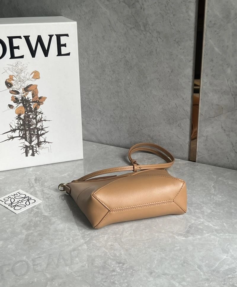 Compact Loewe Puzzle Bags 58440