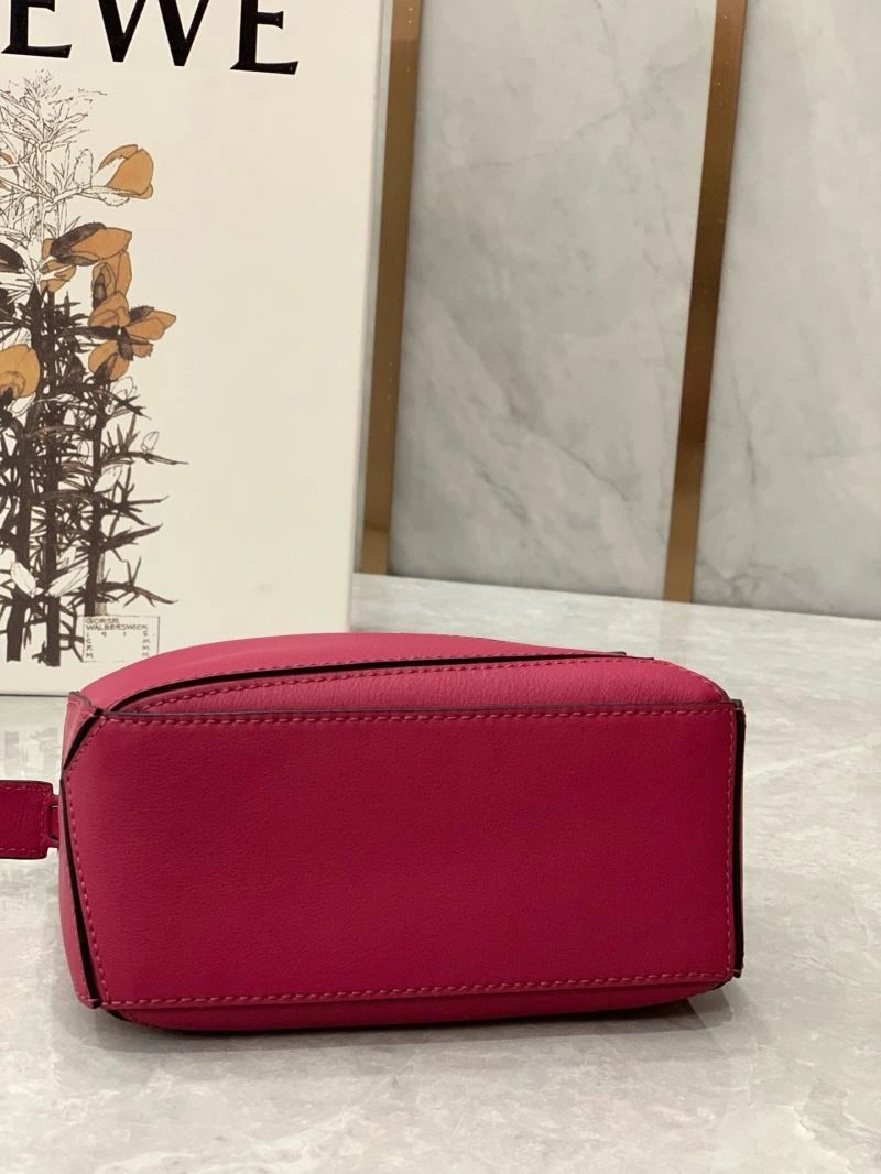 Sleek Loewe Puzzle Bags 58431