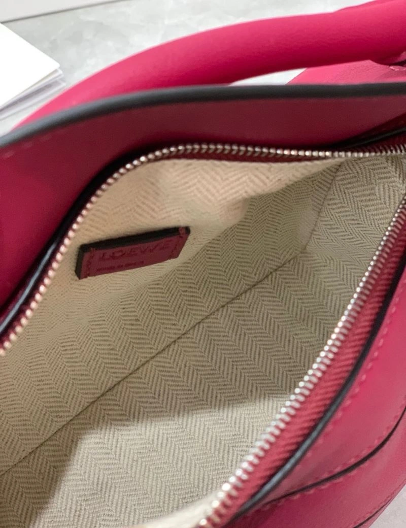 Sleek Loewe Puzzle Bags 58431