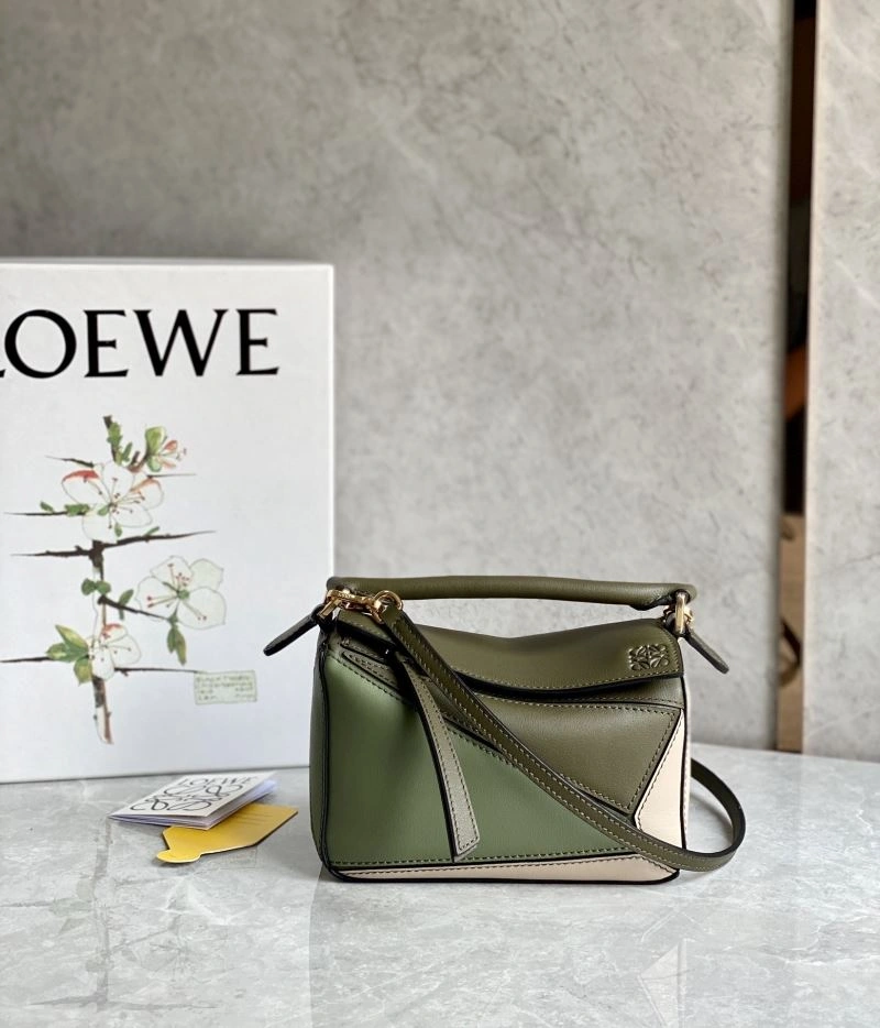 Effortless Loewe Puzzle Bags 58421