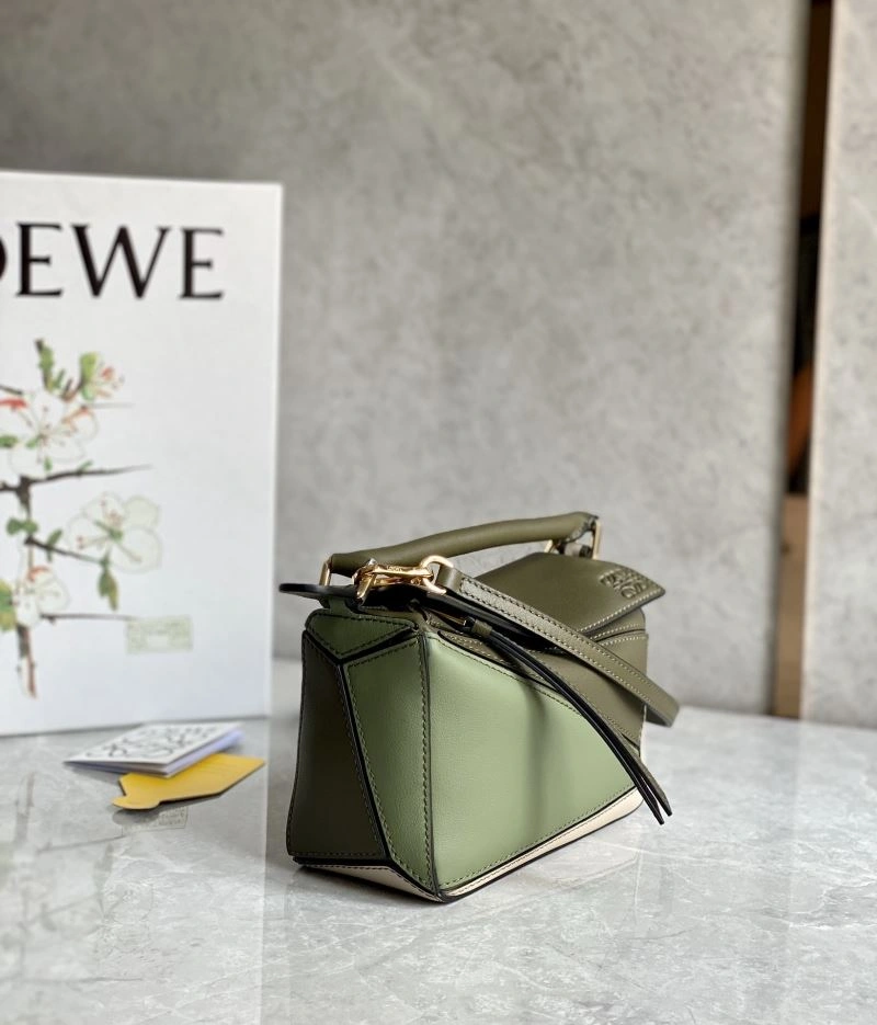 Effortless Loewe Puzzle Bags 58421