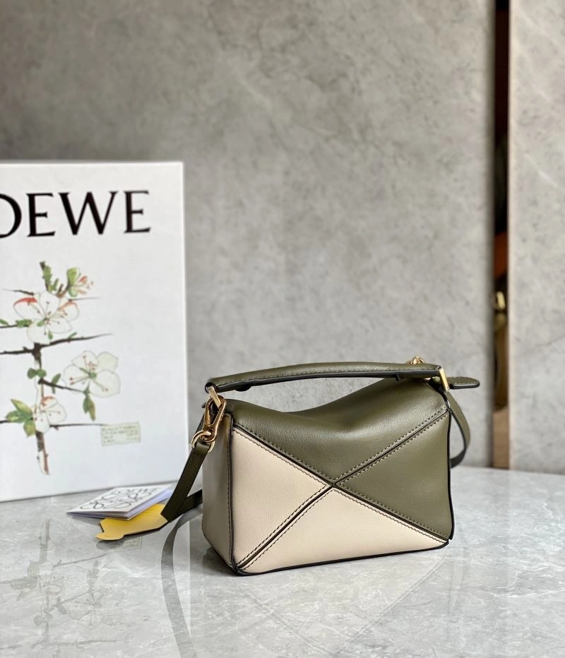 Effortless Loewe Puzzle Bags 58421