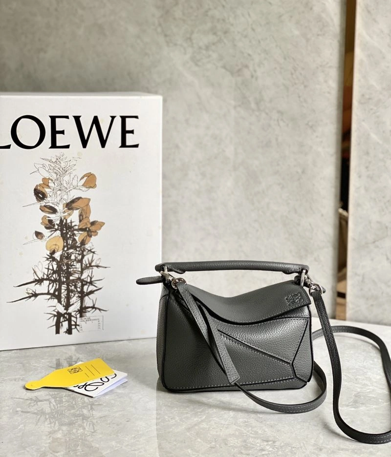 Classic Loewe Puzzle Bags 58422