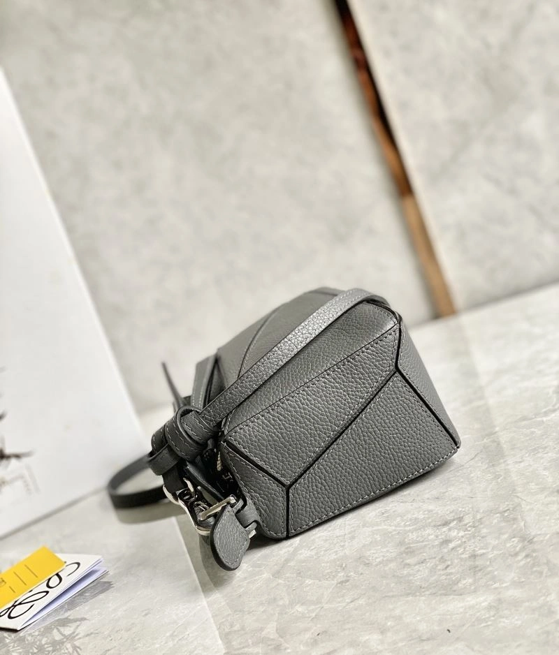Classic Loewe Puzzle Bags 58422