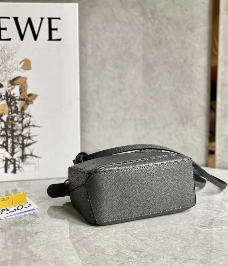 Classic Loewe Puzzle Bags 58422
