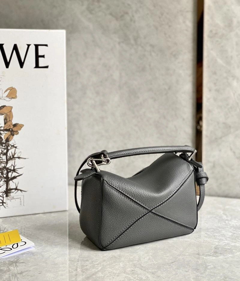 Classic Loewe Puzzle Bags 58422