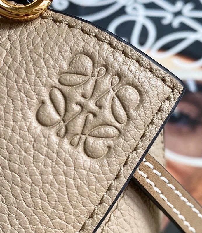 Resilient Loewe Puzzle Bags 58416