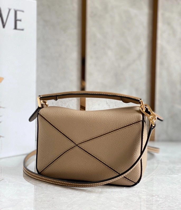 Resilient Loewe Puzzle Bags 58416