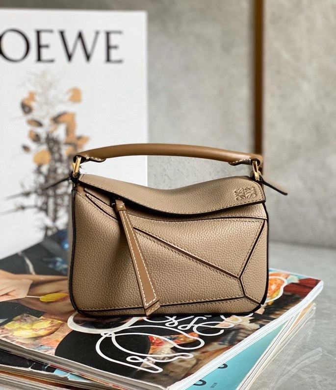 Resilient Loewe Puzzle Bags 58416