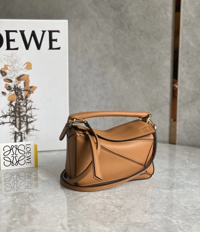 Tailored Loewe Puzzle Bags 58415