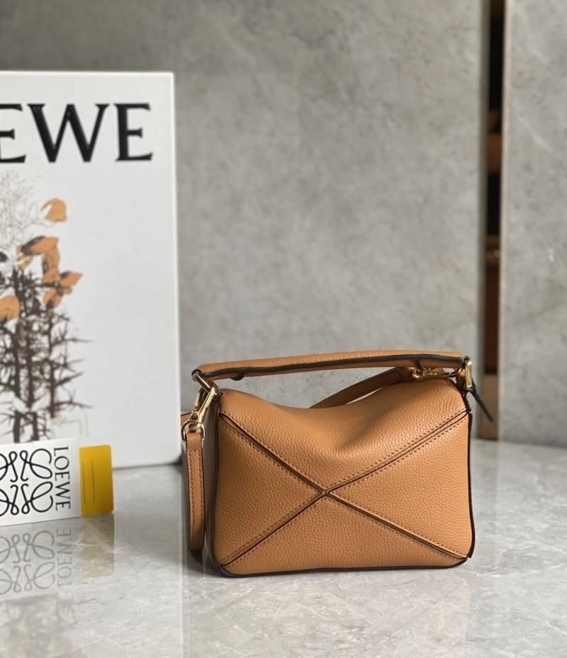 Tailored Loewe Puzzle Bags 58415