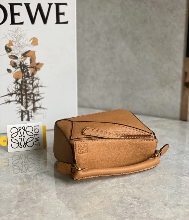 Tailored Loewe Puzzle Bags 58415