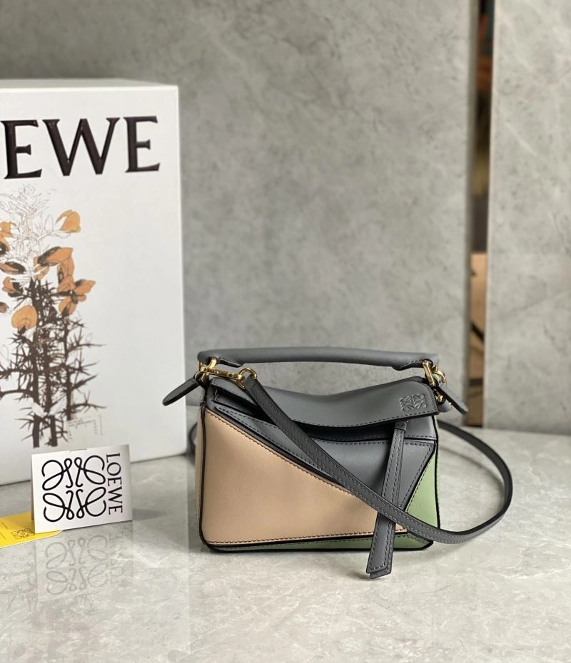 Stylish Loewe Puzzle Bags 58446