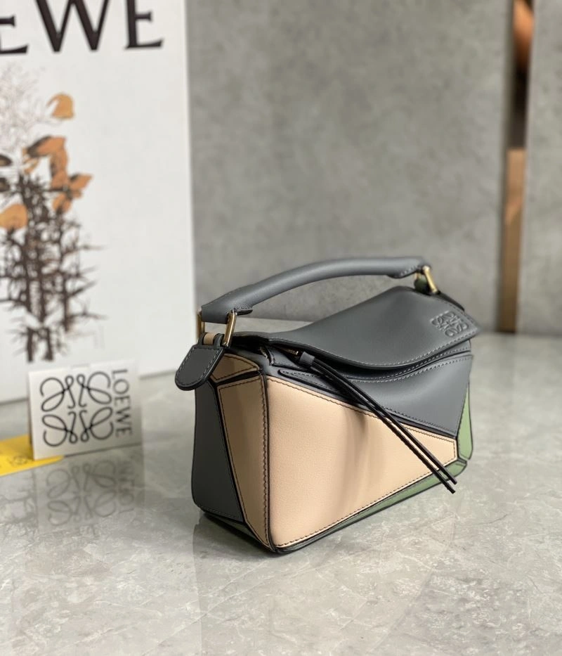 Stylish Loewe Puzzle Bags 58446