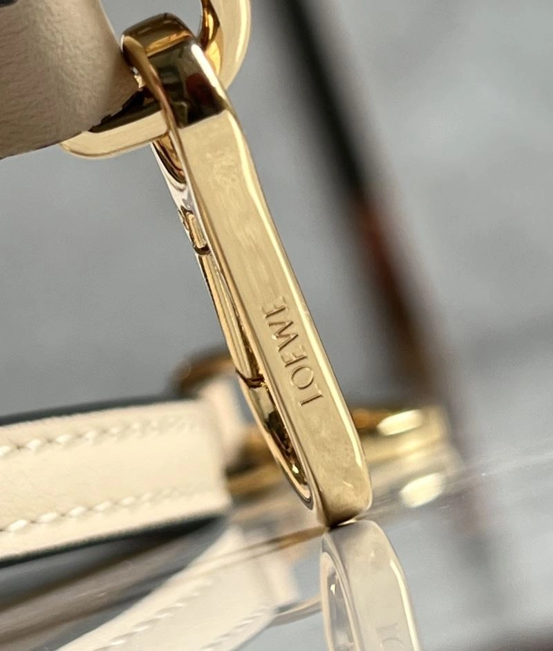 ModernLook Loewe Puzzle Bags 58402
