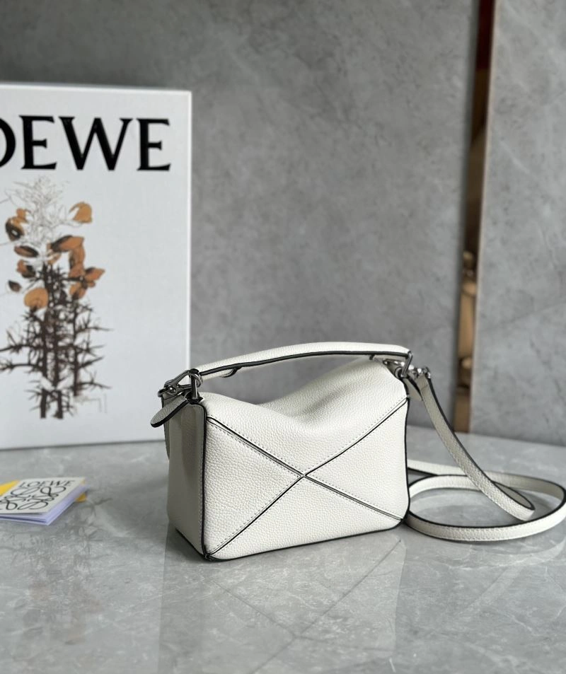 Stretchable Loewe Puzzle Bags 58393