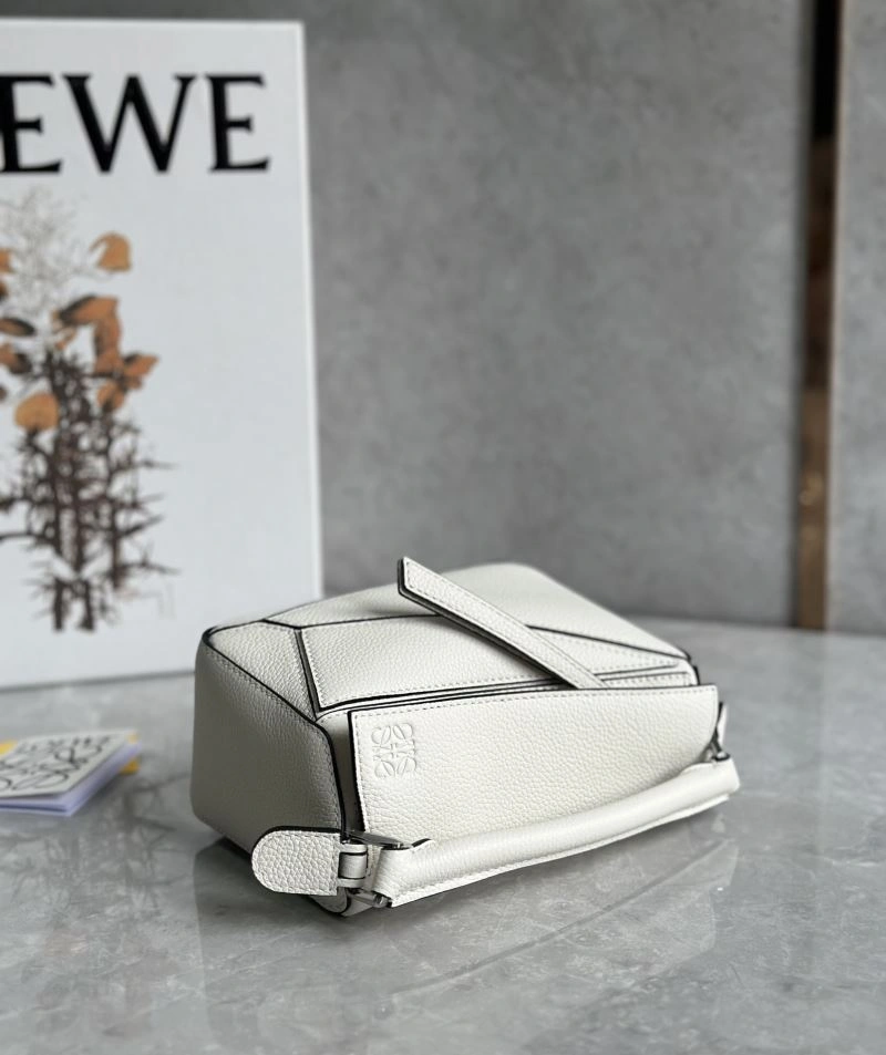 Stretchable Loewe Puzzle Bags 58393