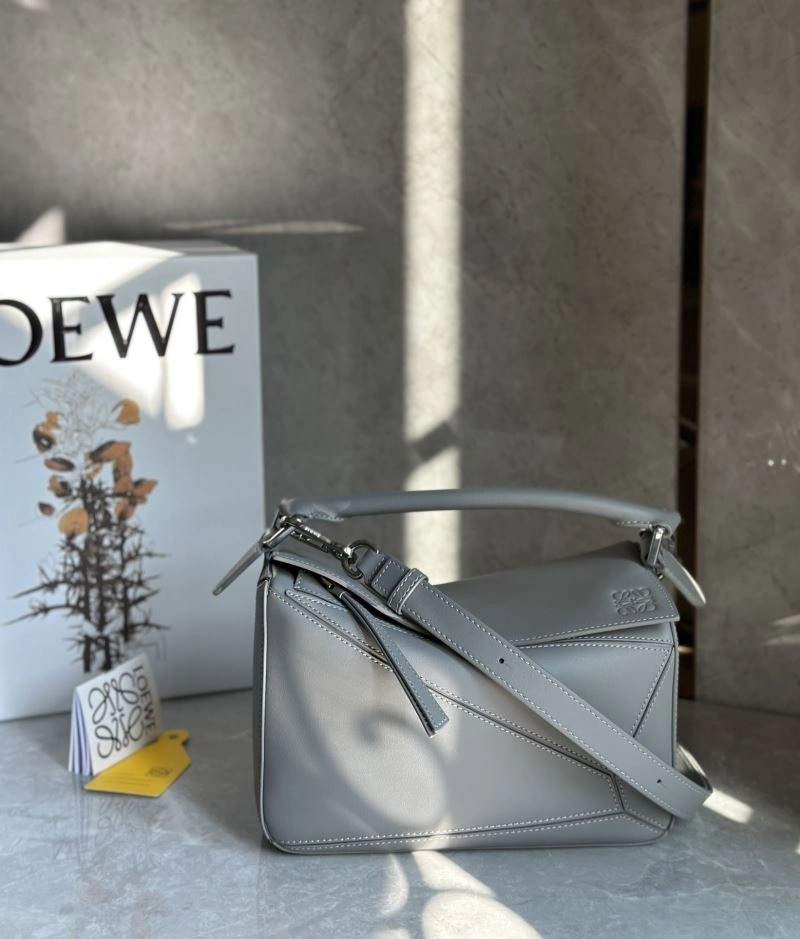 Original Loewe Puzzle Bags 58401