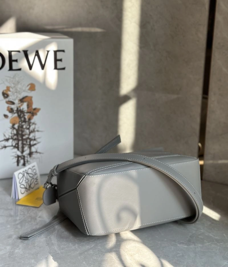 Original Loewe Puzzle Bags 58401