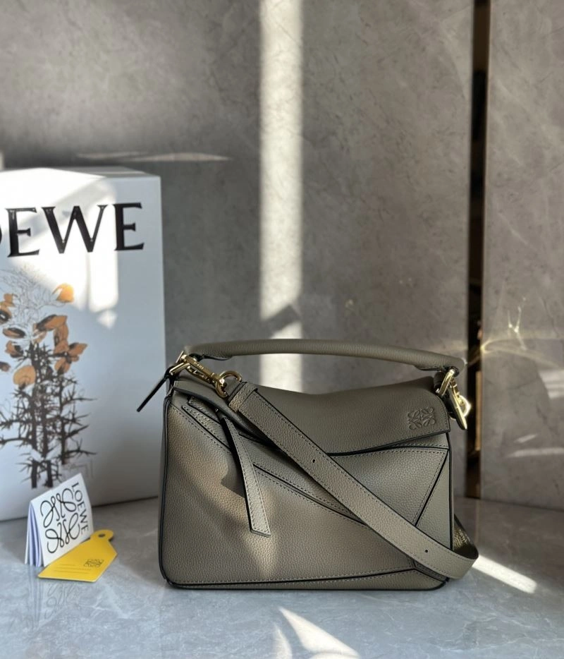 WellDesigned Loewe Puzzle Bags 58425