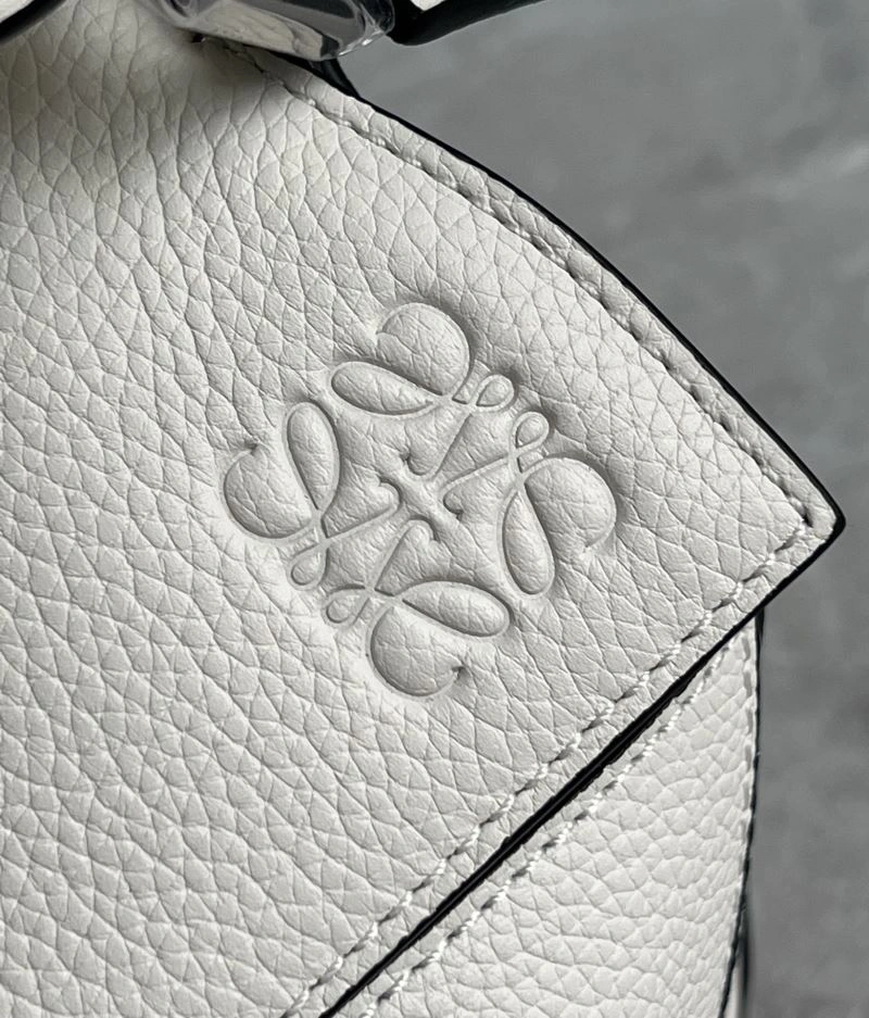 Tailored Loewe Puzzle Bags 58378