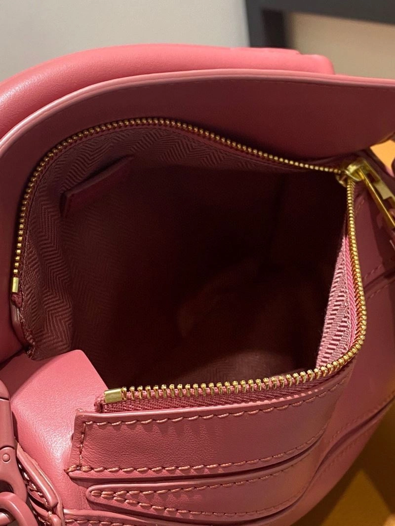 Seasonal Loewe Puzzle Bags 58413