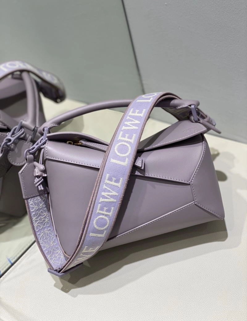 Soft Loewe Puzzle Bags 58353