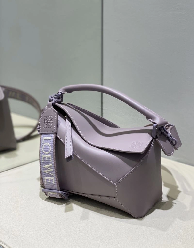 Soft Loewe Puzzle Bags 58353