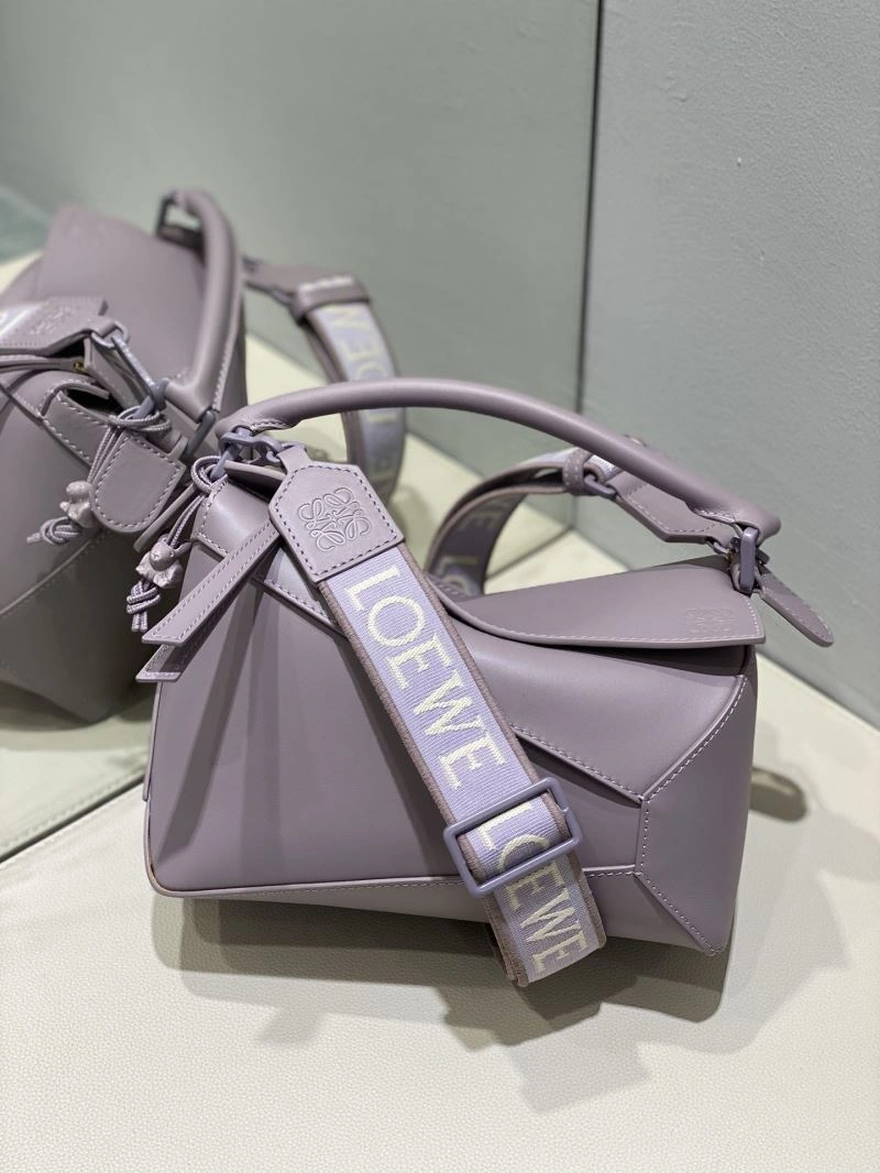 Soft Loewe Puzzle Bags 58353