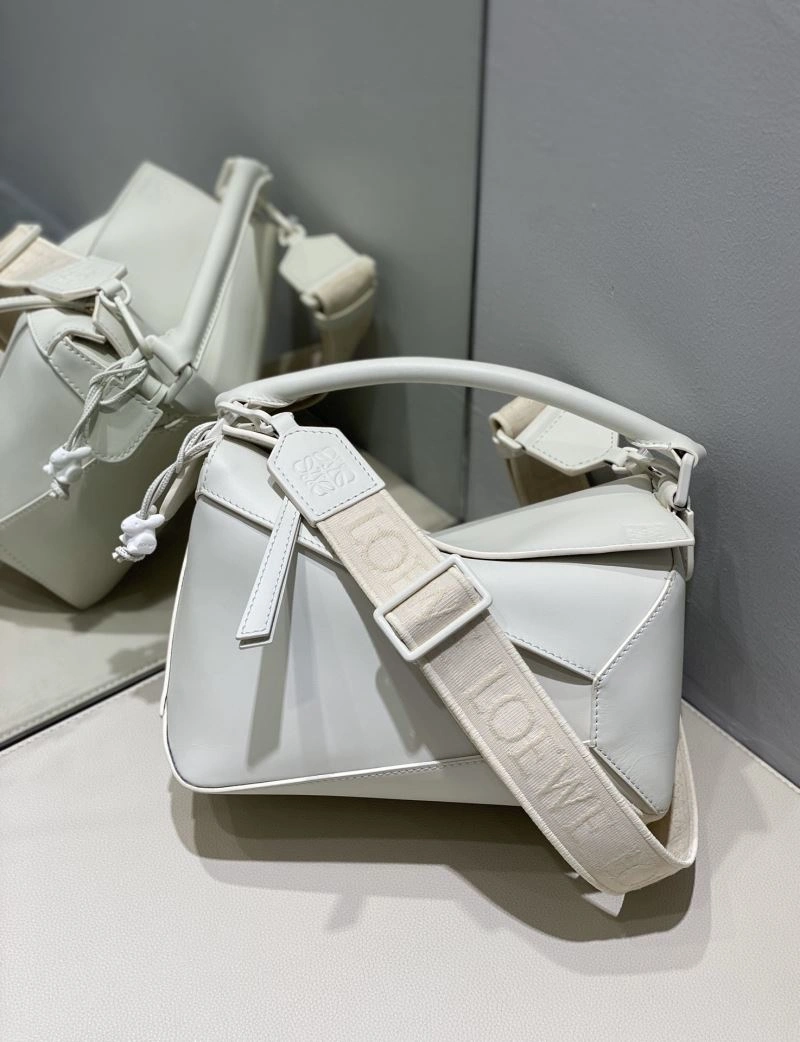 Versatile Loewe Puzzle Bags 58355
