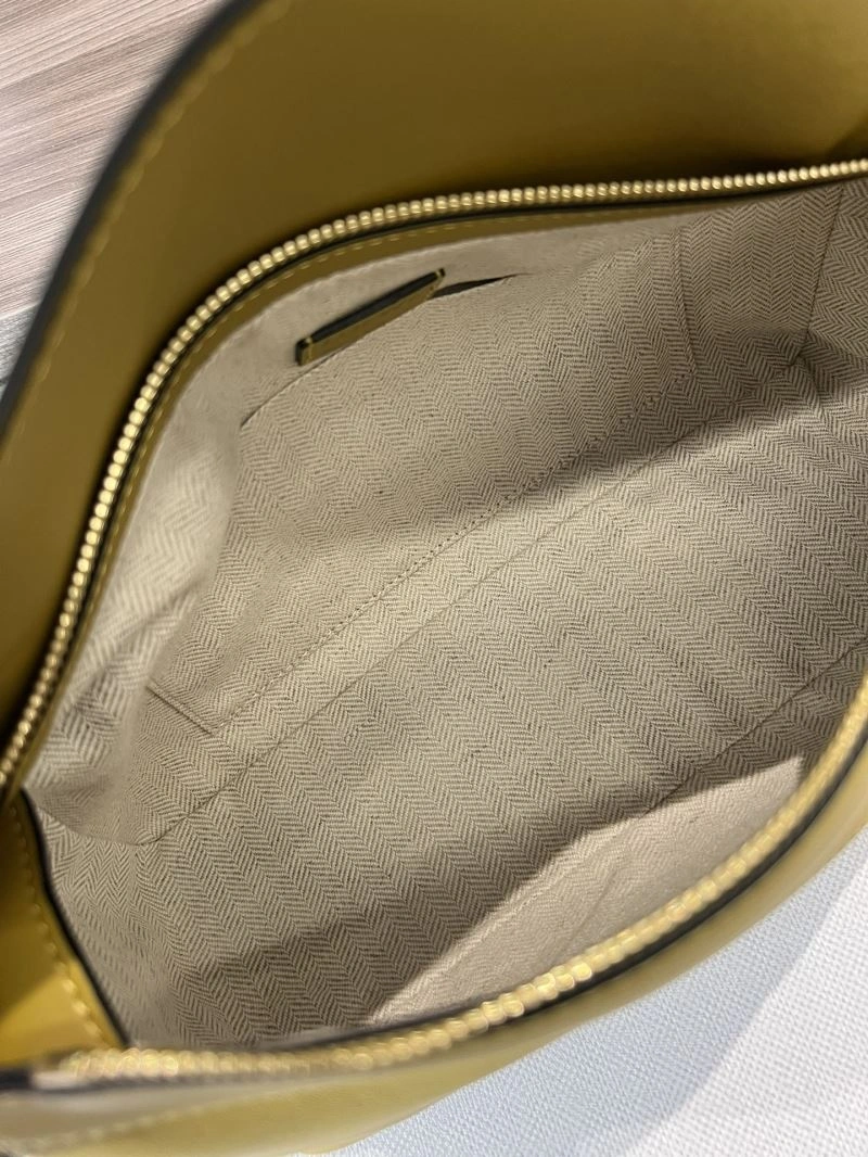 UrbanChic Loewe Puzzle Bags 58348