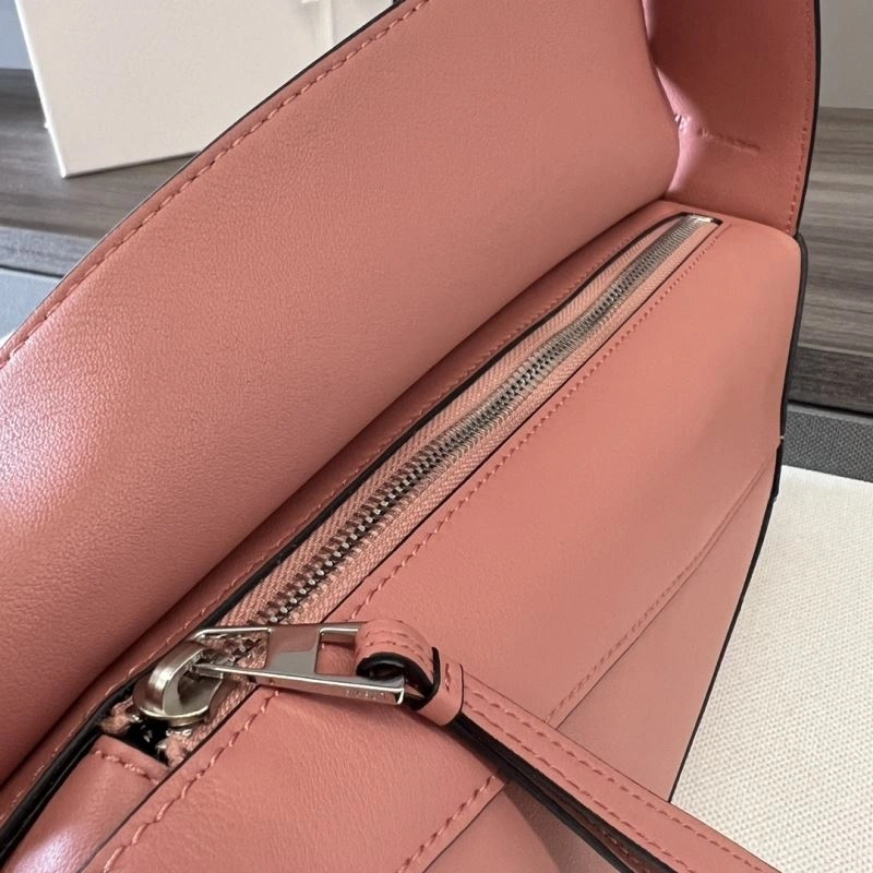 Sporty Loewe Puzzle Bags 58337