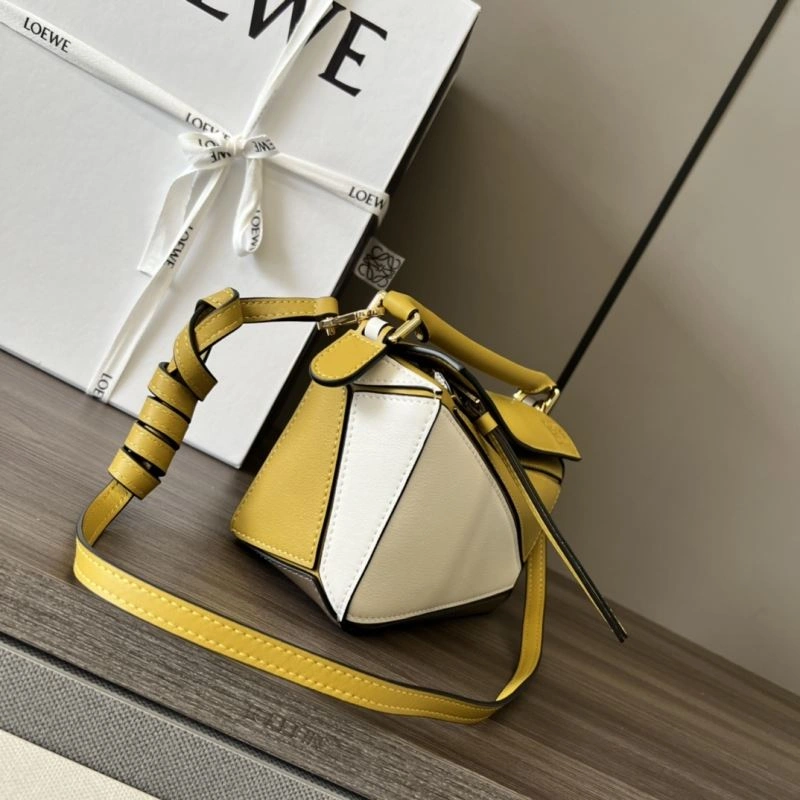 Sophisticated Loewe Puzzle Bags 77366