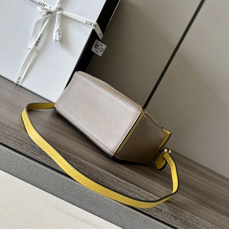 Sophisticated Loewe Puzzle Bags 77366
