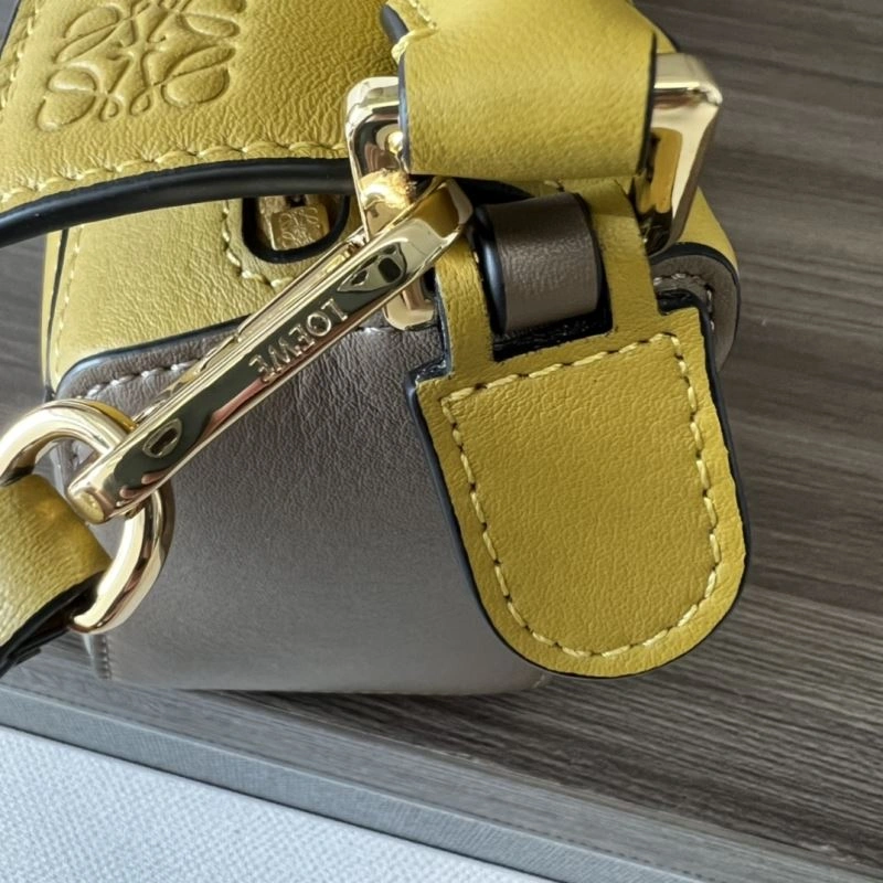 Sophisticated Loewe Puzzle Bags 77366