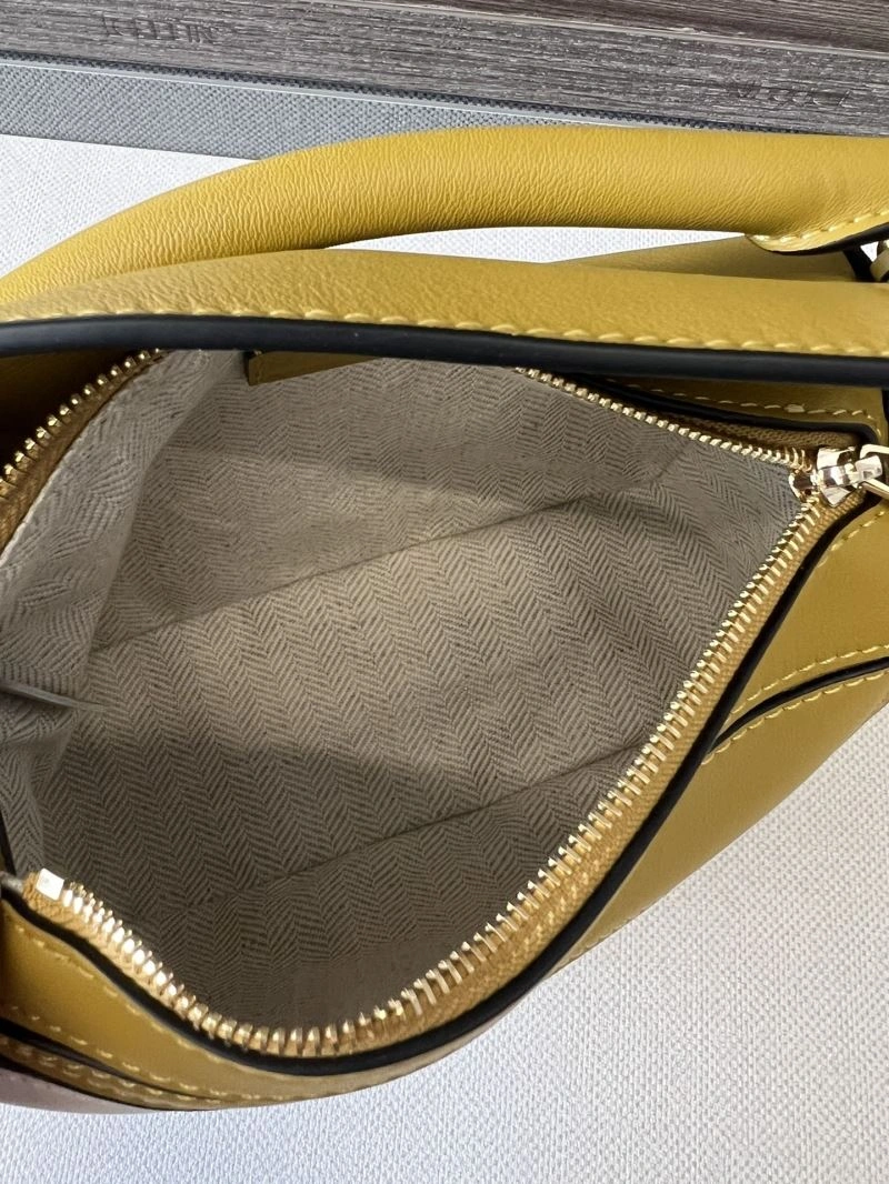Sophisticated Loewe Puzzle Bags 77366